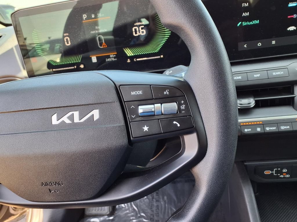 Used 2025 Kia K4 FWD image 18