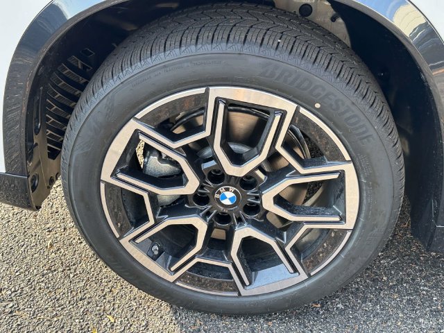New 2027 BMW X1 xDrive28i w/ Convenience Package AWD/4WD image 7