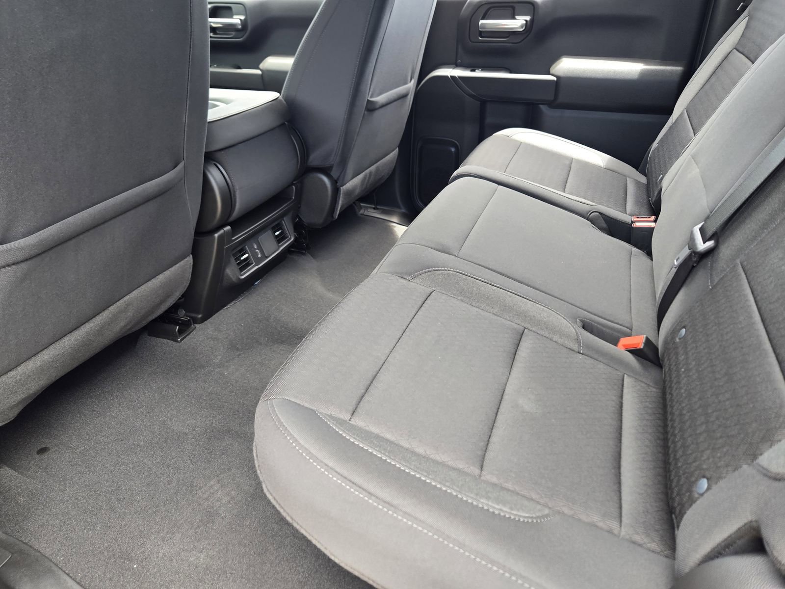 New 2025 Chevrolet Silverado 1500 Custom w/ LPO, Dark Essentials Package image 24