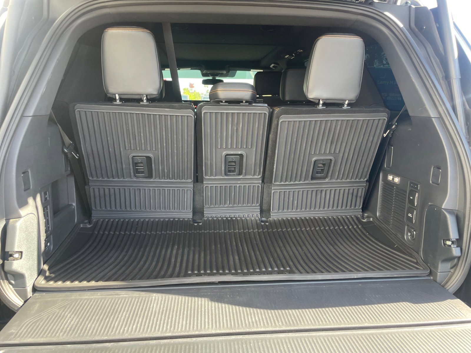 Used 2025 Ford Expedition Tremor AWD/4WD image 30