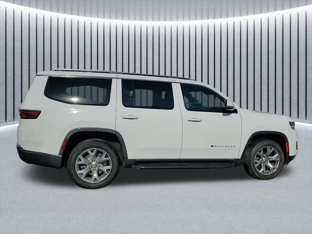 Certified 2022 Jeep Wagoneer Series II AWD/4WD image 7