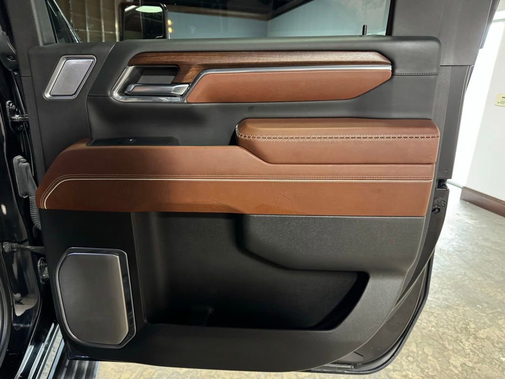 Used 2024 GMC Sierra 2500 Denali Ultimate w/ LPO, GMC Protection Package image 25