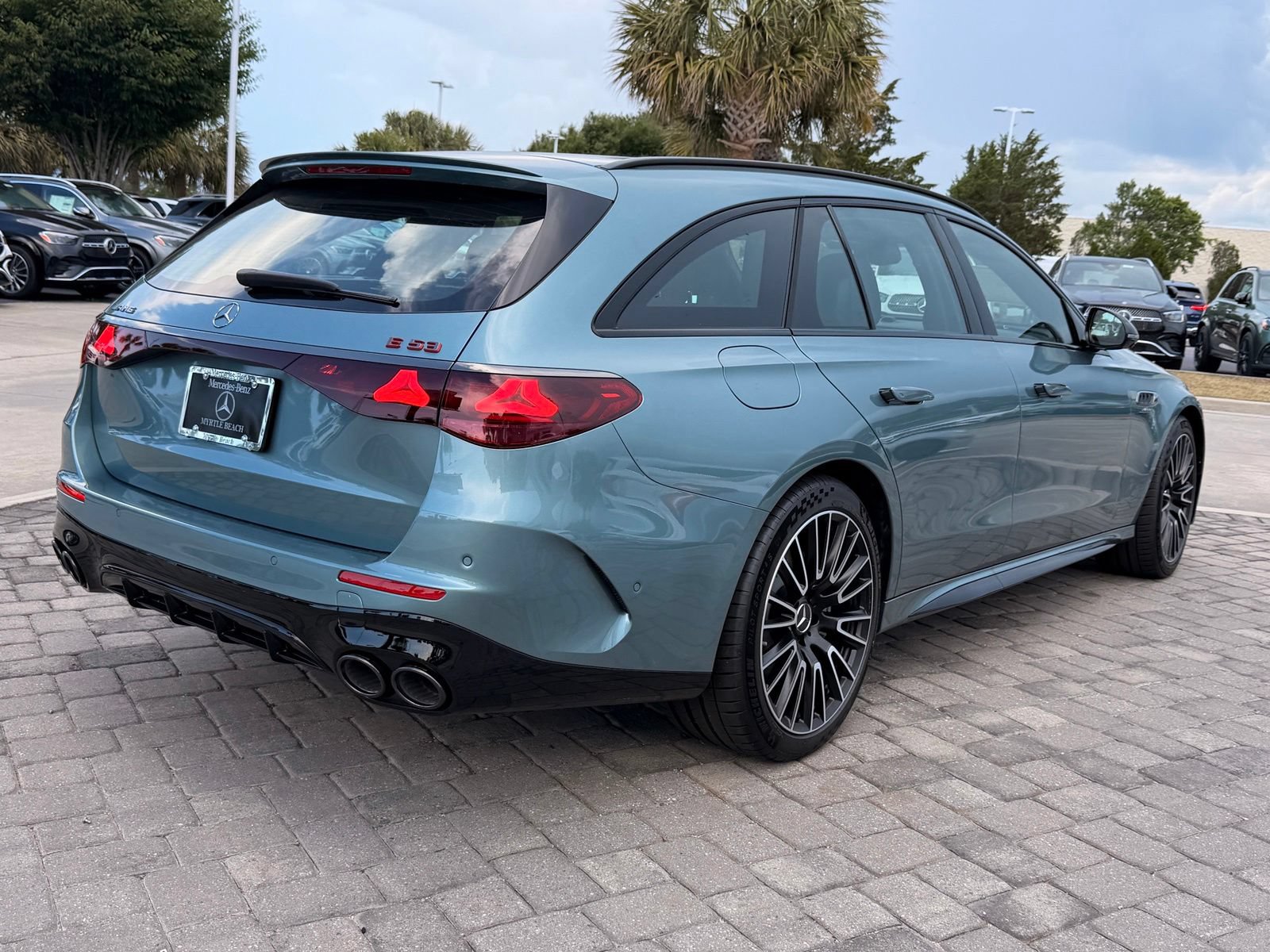 New 2026 Mercedes-Benz E 53 AMG e 4MATIC Wagon image 9