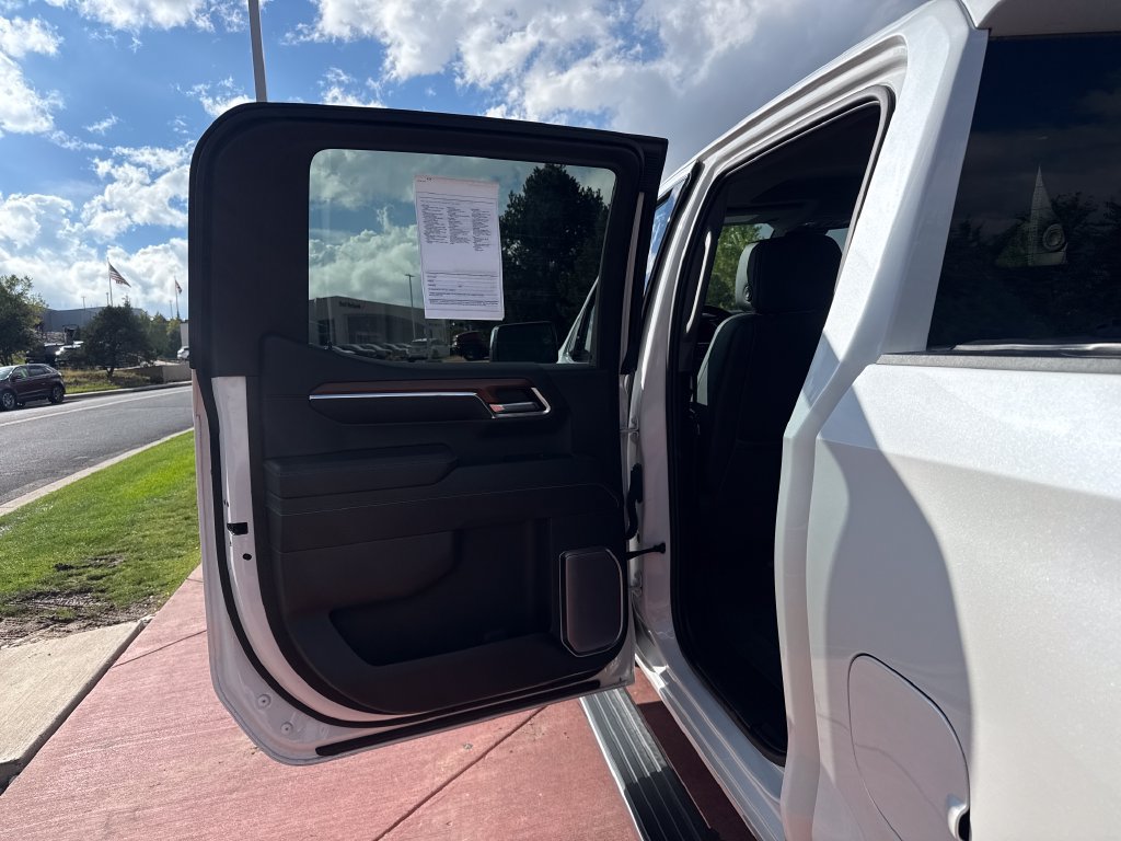 Used 2023 GMC Sierra 1500 Denali AWD/4WD image 19