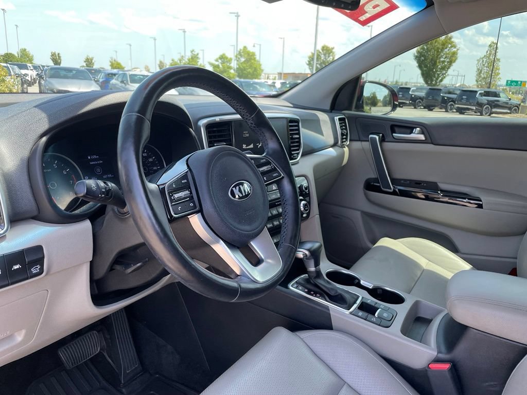 Used 2022 Kia Sportage EX w/ EX Technology Package FWD image 10