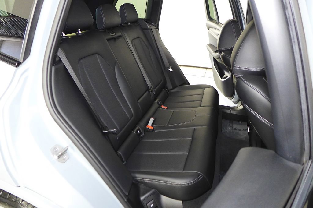 Used 2023 BMW X3 sDrive30i w/ M Sport Package RWD image 20