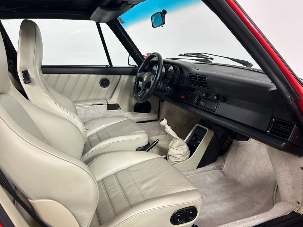 Used 1987 Porsche 911 Carrera RWD image 23