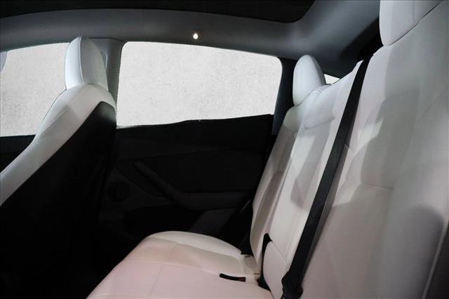 Used 2023 Tesla Model Y Long Range image 24