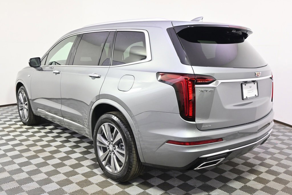 New 2025 Cadillac XT6 Premium Luxury w/ Technology Package image 3