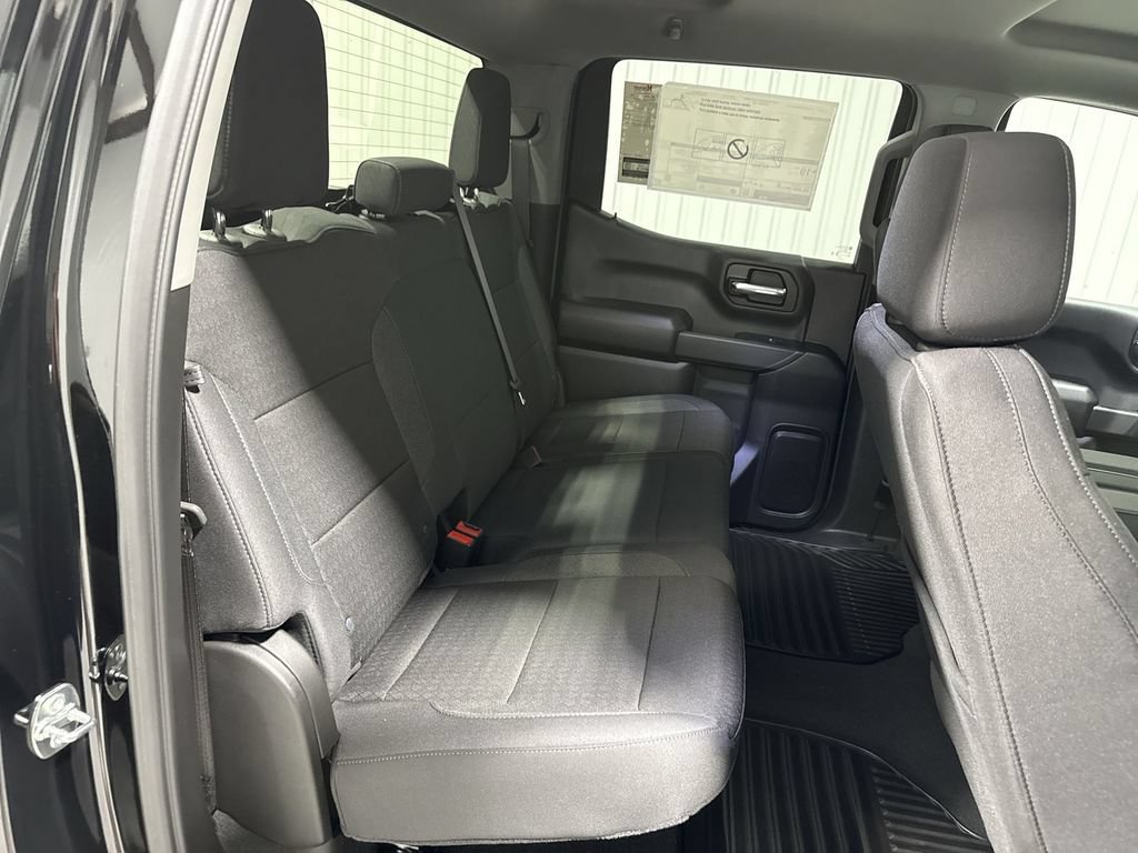 New 2026 Chevrolet Silverado 1500 Custom w/ Turbomax Blackout Package AWD/4WD image 28