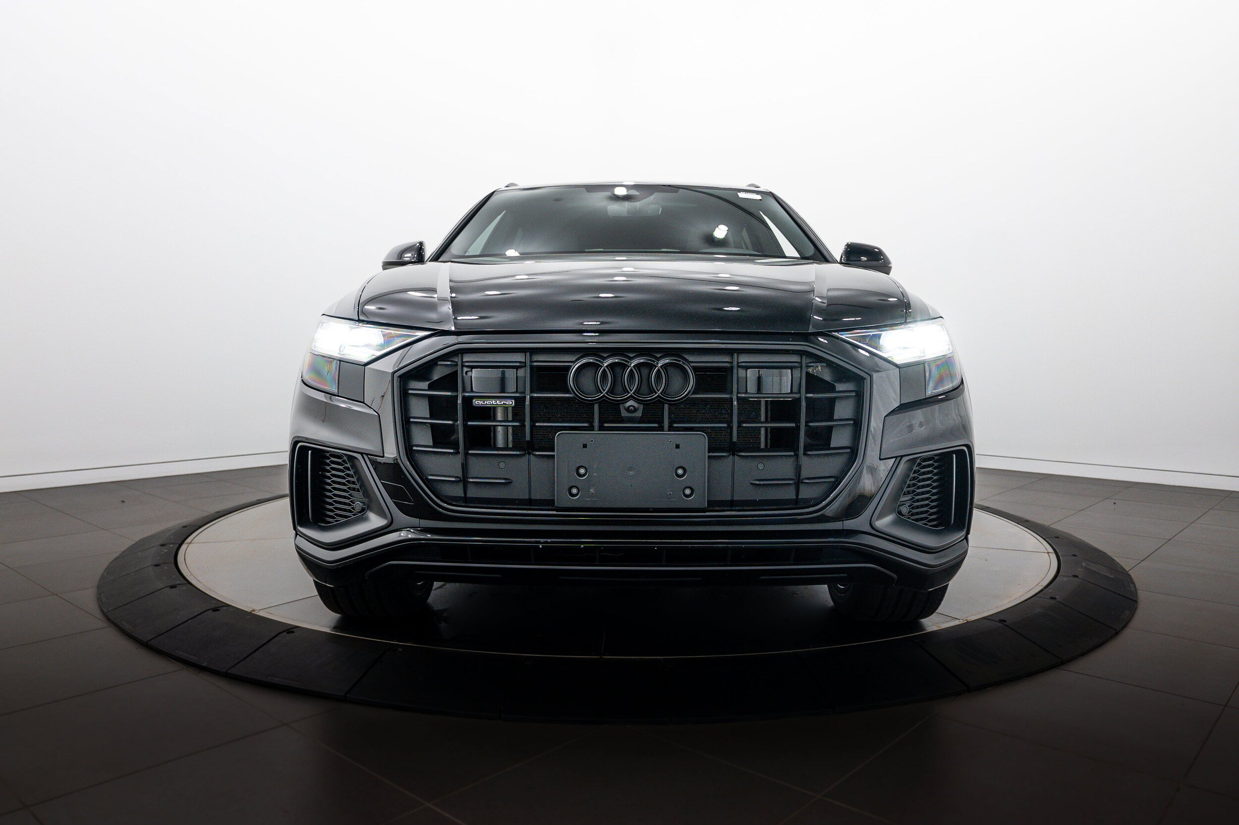 Certified 2022 Audi Q8 Premium Plus AWD/4WD image 24