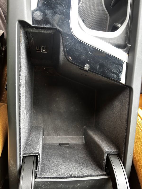 Used 2020 Volvo V60 T5 Cross Country w/ Protection Package Premier image 36