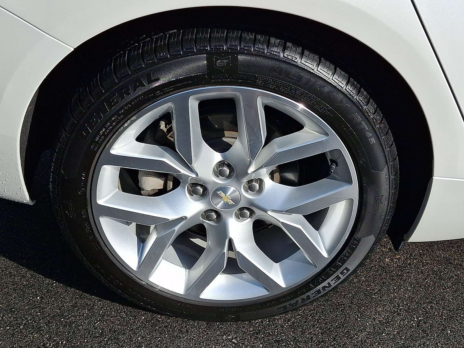 Used 2018 Chevrolet Impala Premier FWD image 8
