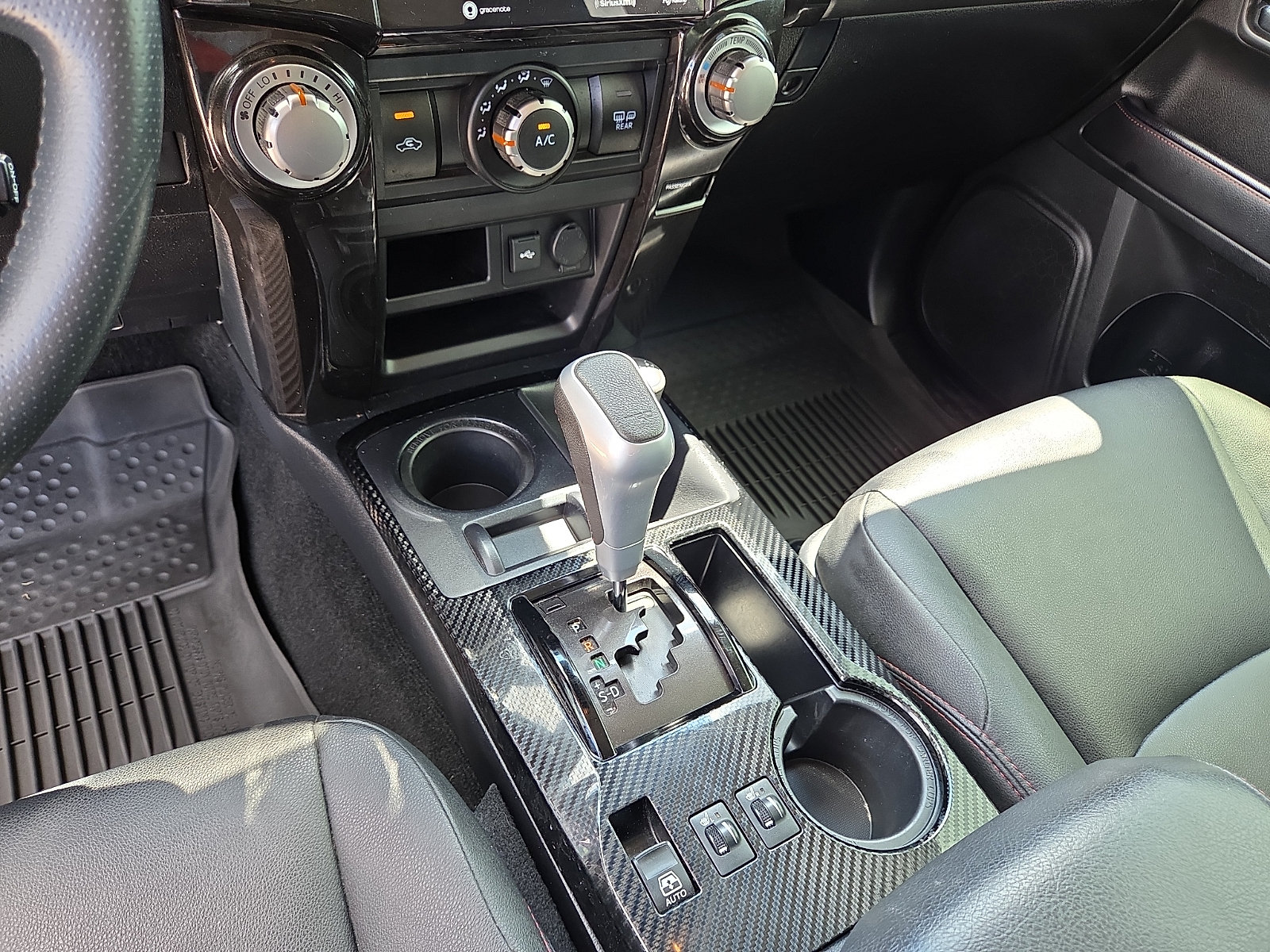 Used 2022 Toyota 4Runner TRD Off-Road Premium w/ Moonroof Package AWD/4WD image 25