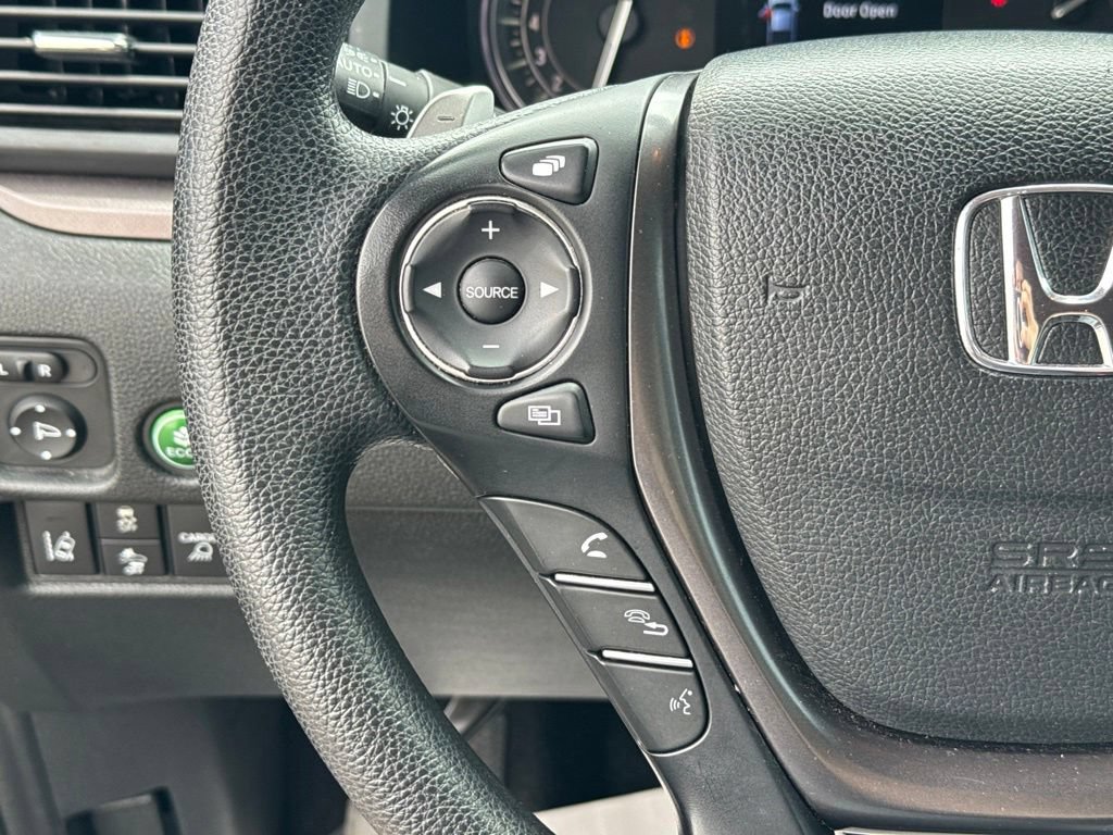 Used 2023 Honda Ridgeline Sport image 16