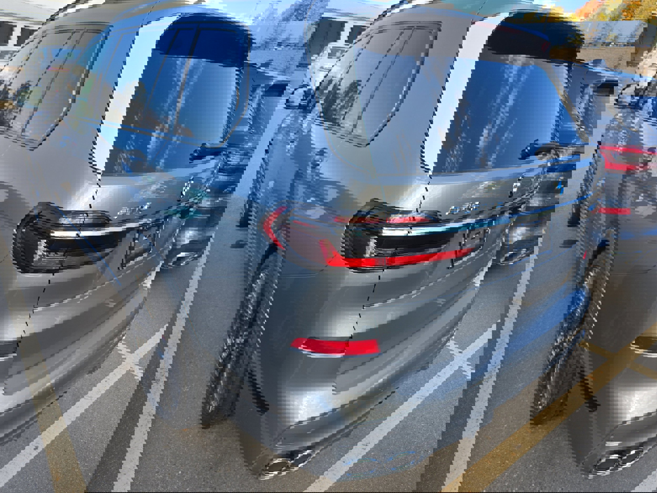 New 2026 BMW ALPINA XB7 image 3