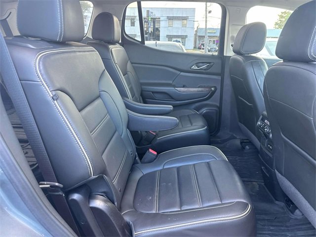 Used 2021 GMC Acadia Denali w/ Denali Technology Package image 12