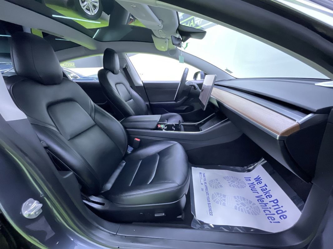 Used 2020 Tesla Model 3 Performance image 29