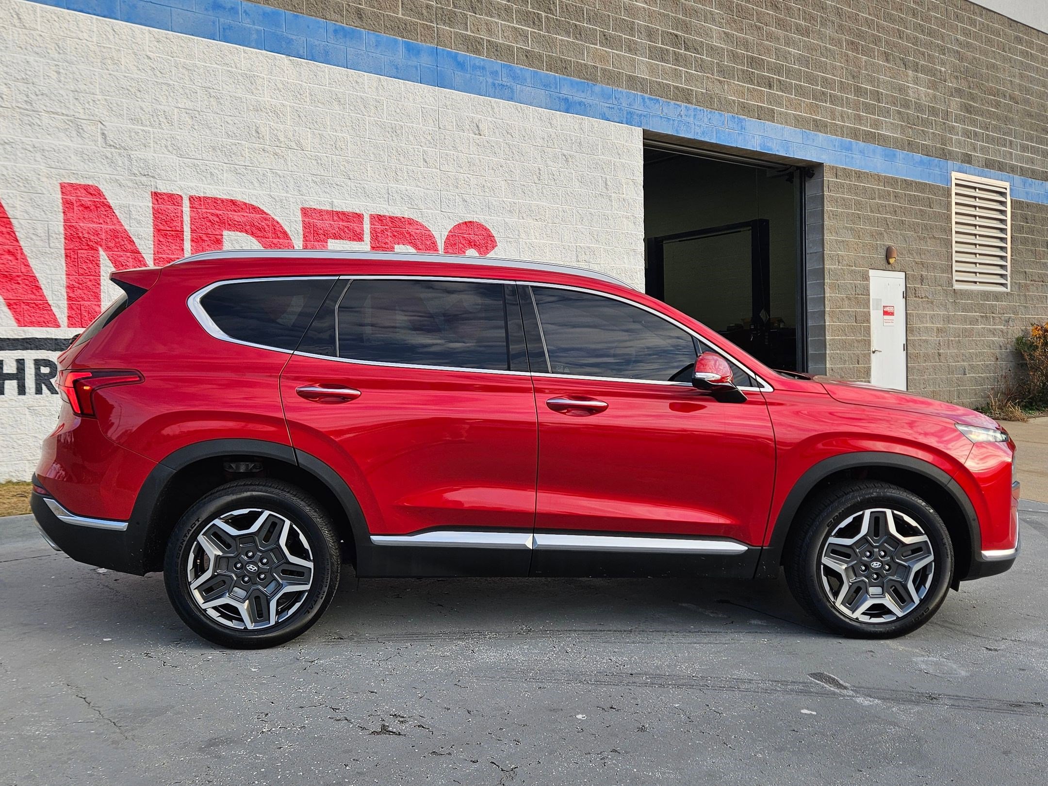 Used 2022 Hyundai Santa Fe Limited image 8