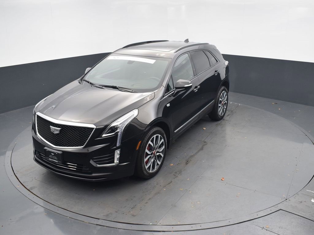 Certified 2024 Cadillac XT5 Sportv w/ LPO, Red Accent Package image 40