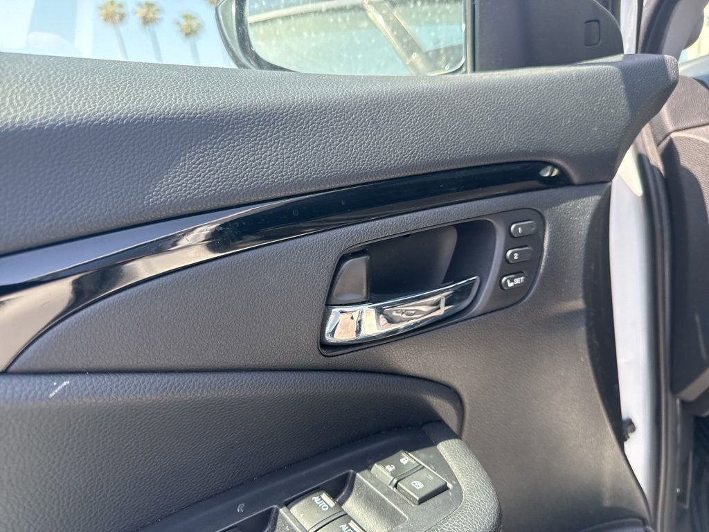 Used 2020 Honda Pilot Elite image 22