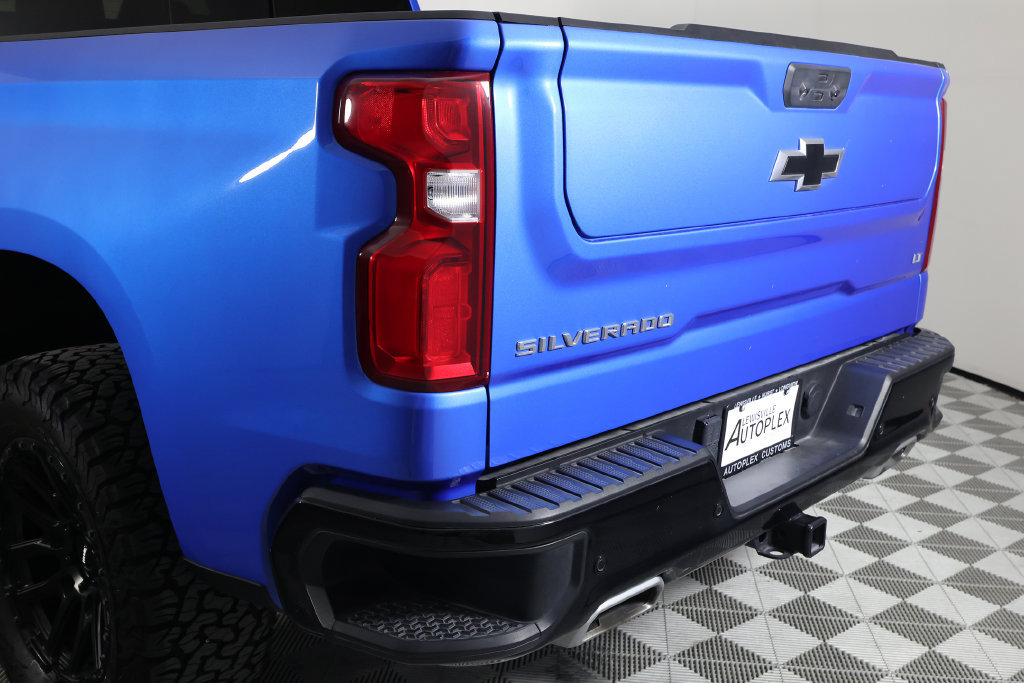 Used 2025 Chevrolet Silverado 1500 LT Trail Boss w/ LT Trail Boss Premium Package AWD/4WD image 56