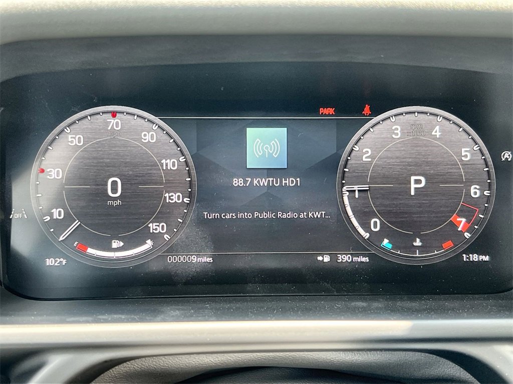 Used 2025 Land Rover Defender 110 S image 22