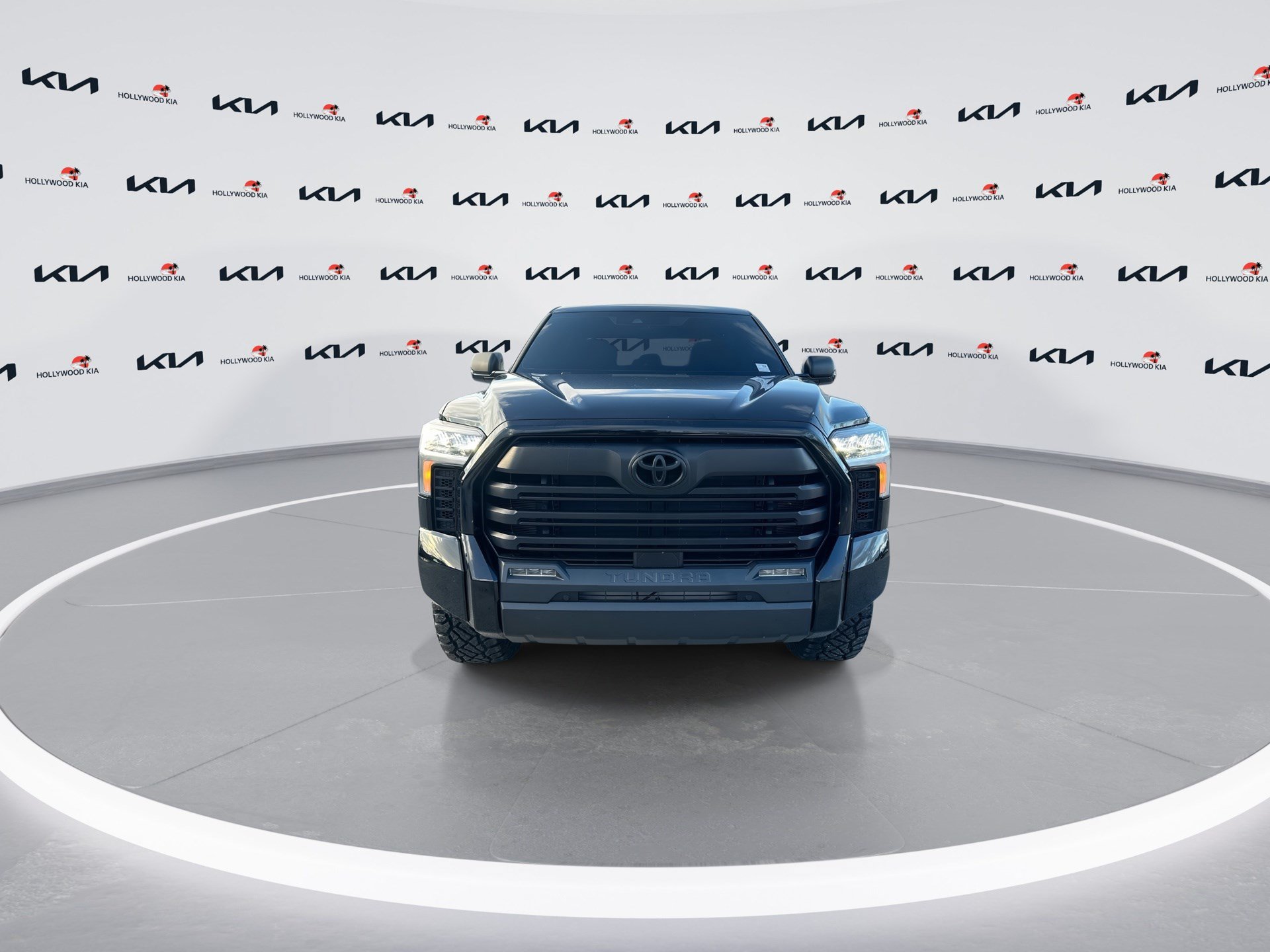 Used 2023 Toyota Tundra SR5 w/ SR5 Convenience Package AWD/4WD image 3