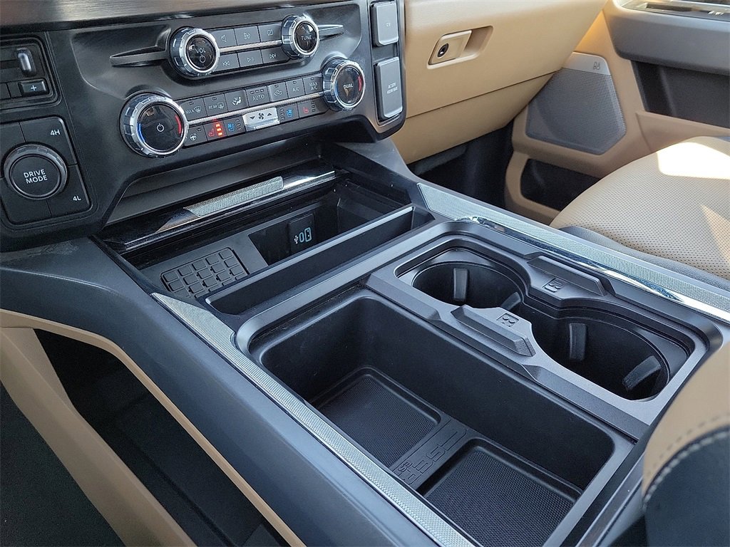 Used 2024 Ford F350 Lariat w/ Camper Package image 25