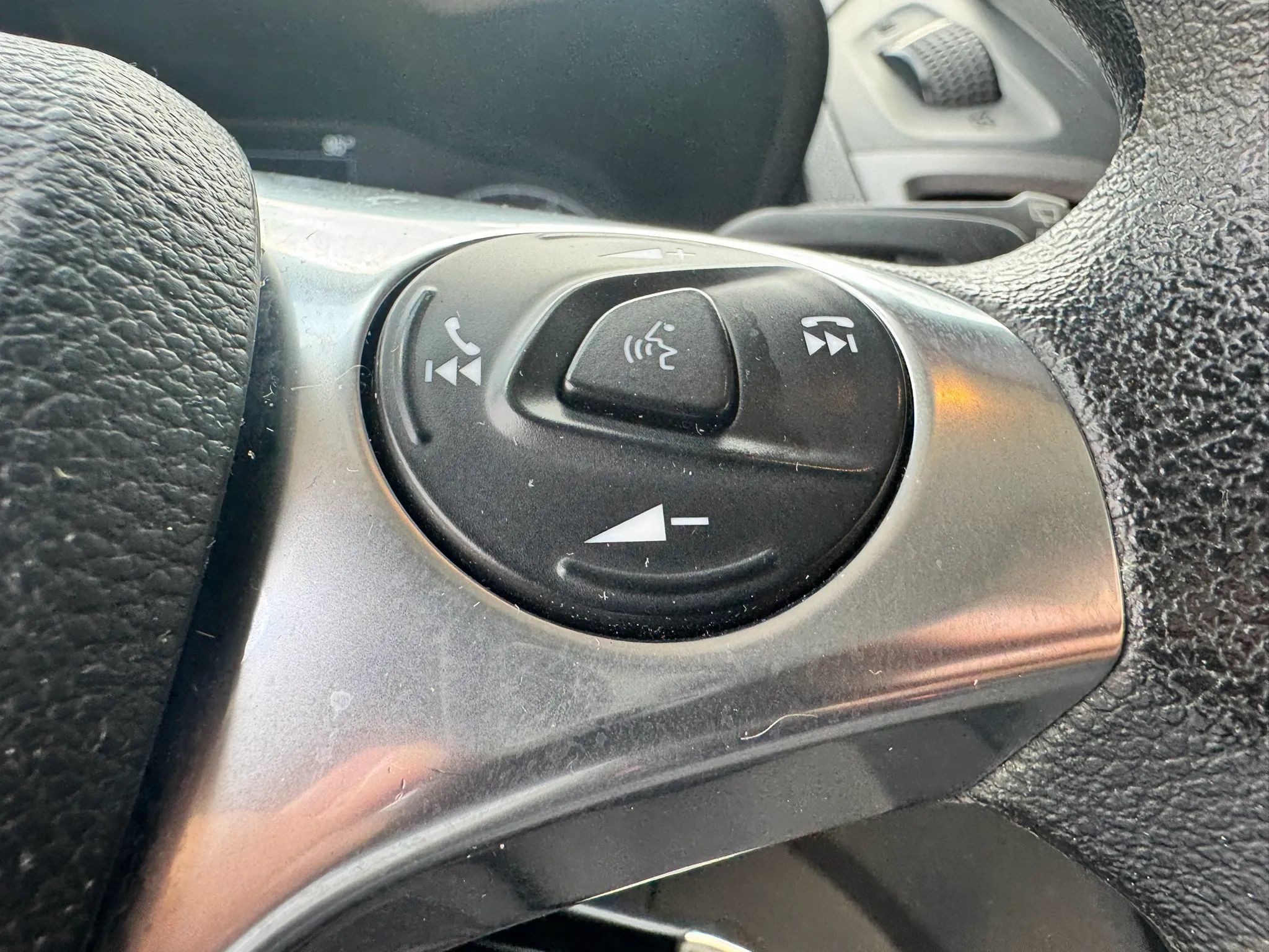 Used 2020 Ford Transit Connect XL FWD image 17