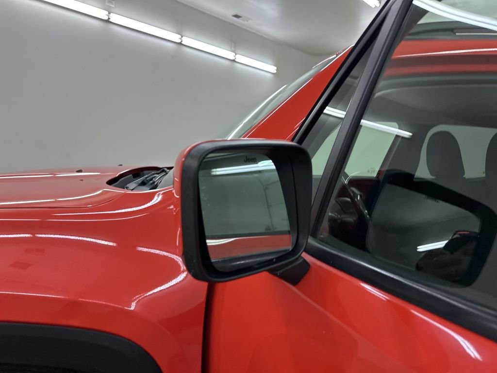 Used 2020 Jeep Renegade Latitude image 16