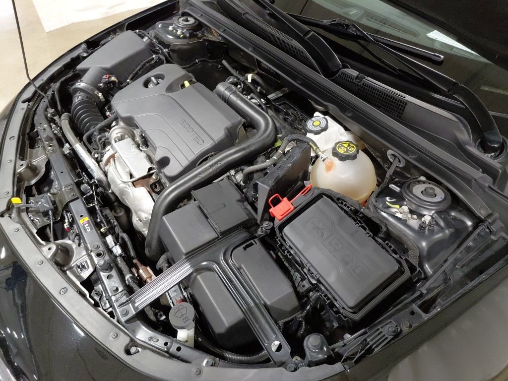 Used 2024 Chevrolet Malibu LT FWD image 41