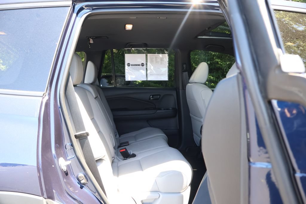 Used 2024 Honda Passport EX-L image 47