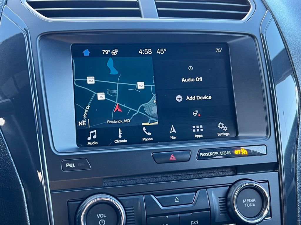 Used 2018 Ford Explorer XLT w/ Equipment Group 202A image 29