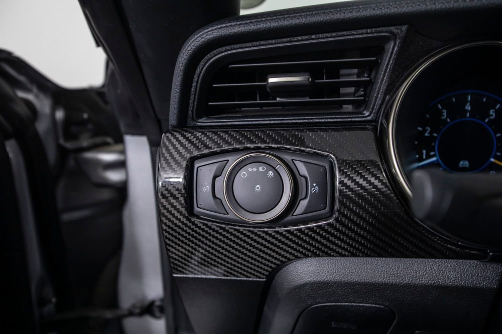 Used 2020 Ford Mustang Shelby GT500 w/ Technology Package image 35