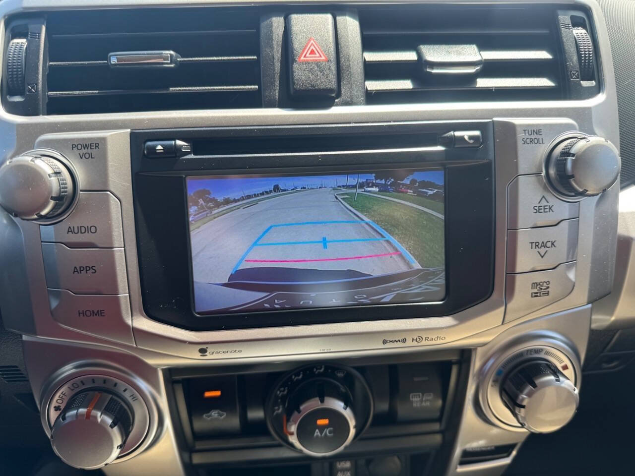 Used 2016 Toyota 4Runner SR5 AWD/4WD image 16