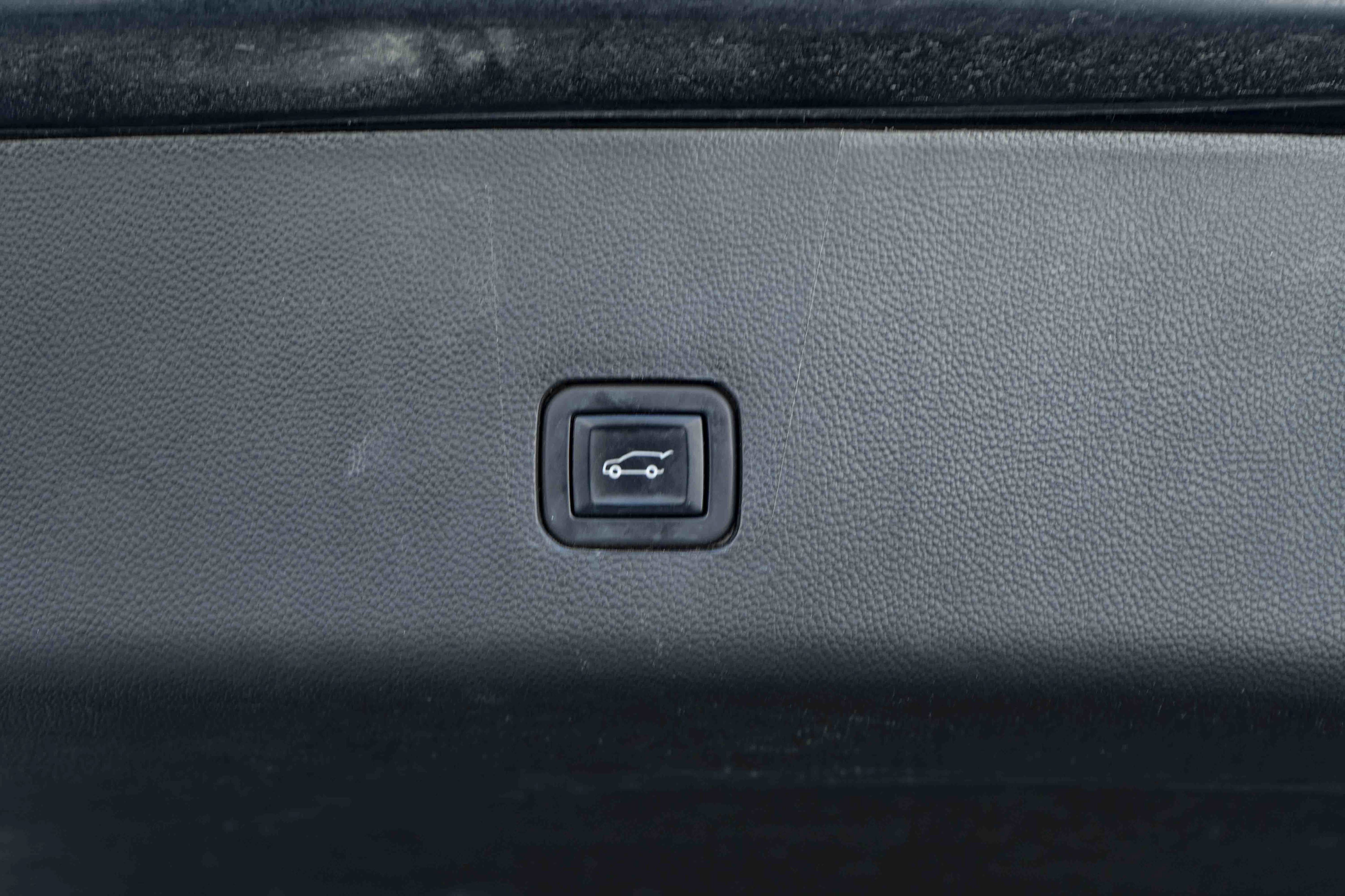 Used 2023 Chevrolet Traverse LT FWD image 42