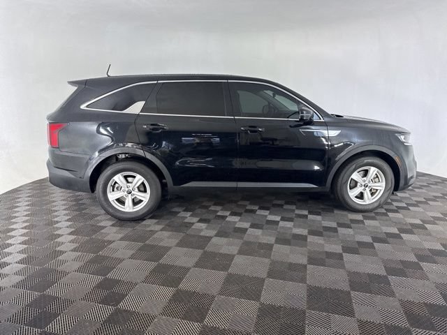 Used 2021 Kia Sorento LX FWD image 6