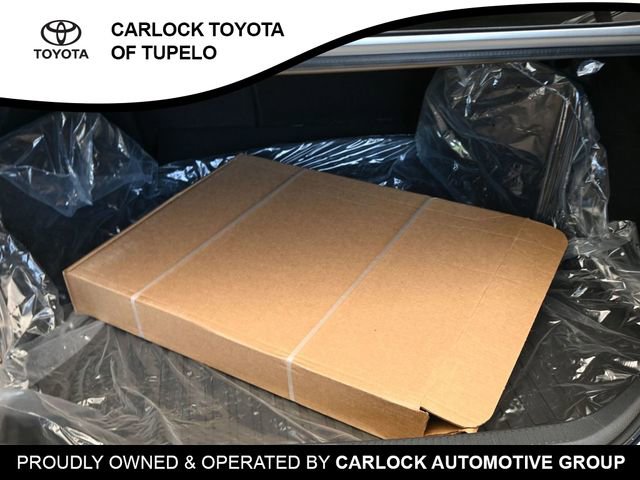 Used 2026 Toyota Camry SE FWD image 28