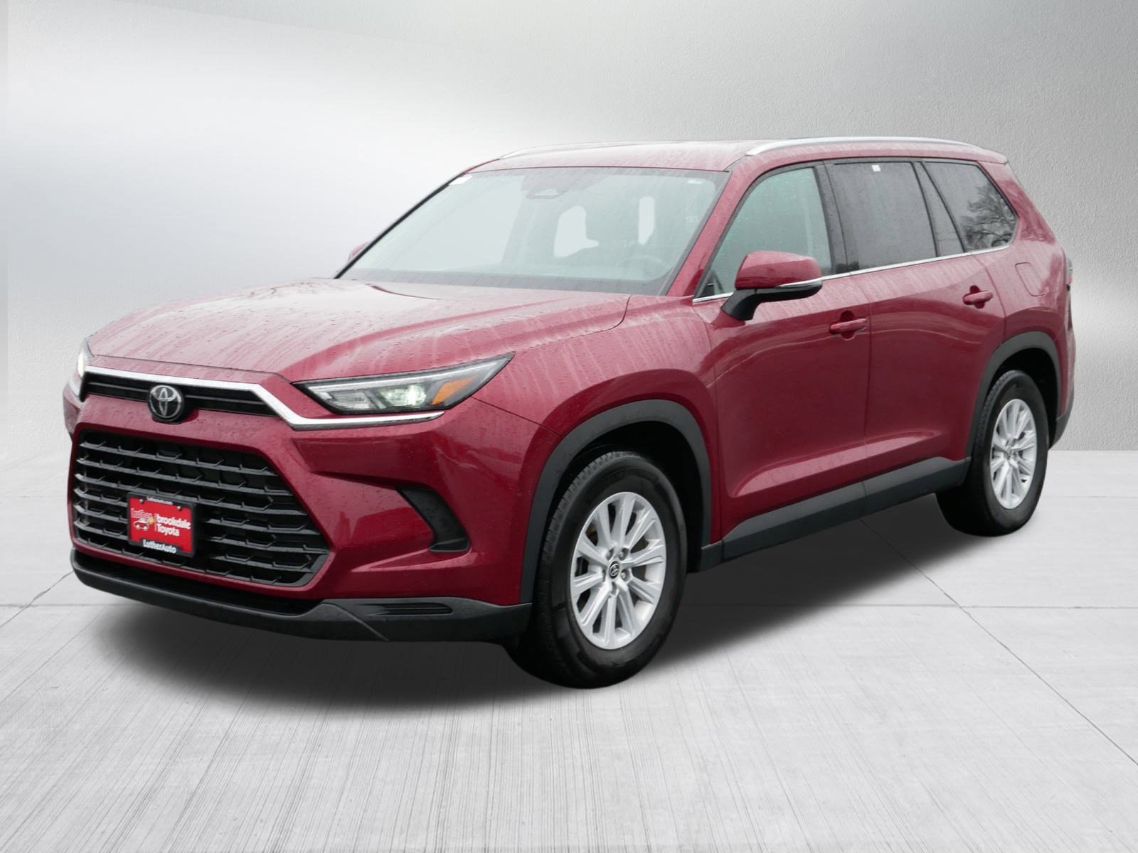 Certified 2024 Toyota Grand Highlander XLE image 3