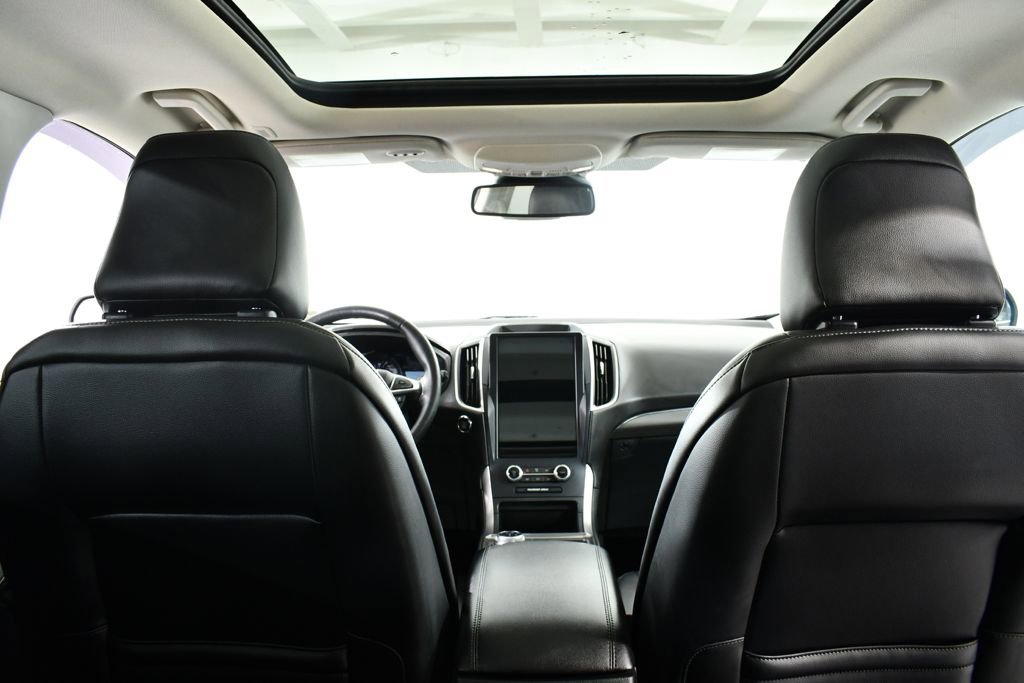 Used 2022 Ford Edge SEL w/ Convenience Package image 17