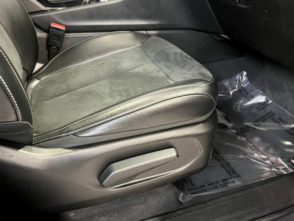 Certified 2024 Jeep Grand Cherokee L Altitude image 13