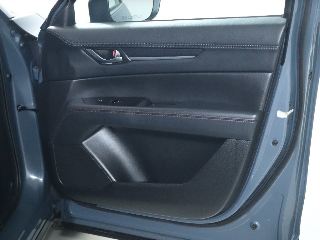Certified 2023 MAZDA CX-5 Carbon Edition image 33