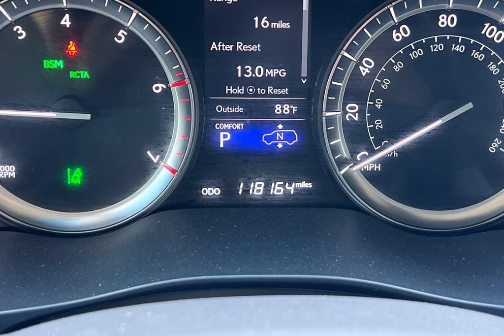 Used 2017 Lexus LX 570 4WD w/ Luxury Package image 30