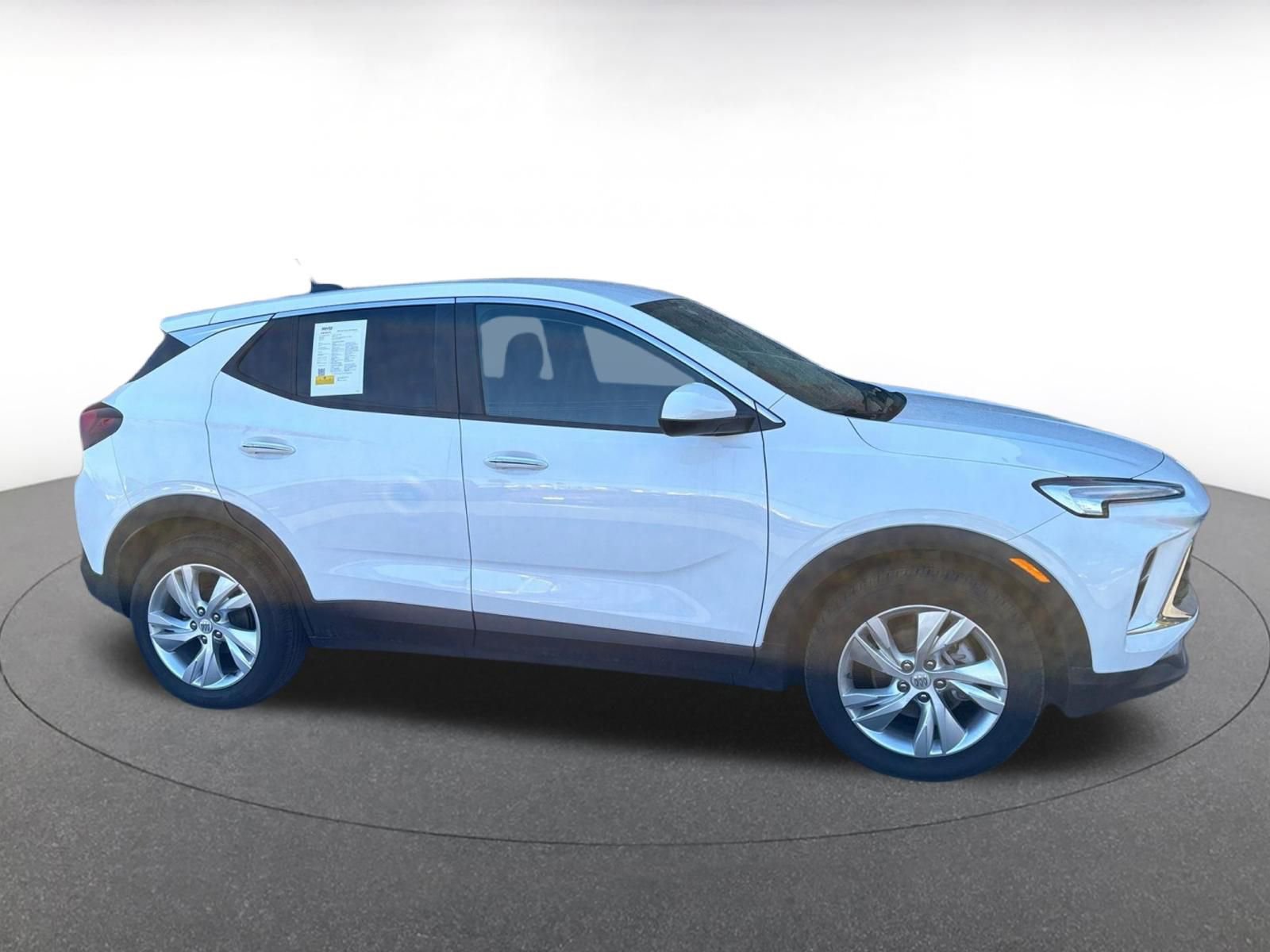 Used 2025 Buick Encore GX Preferred FWD image 12