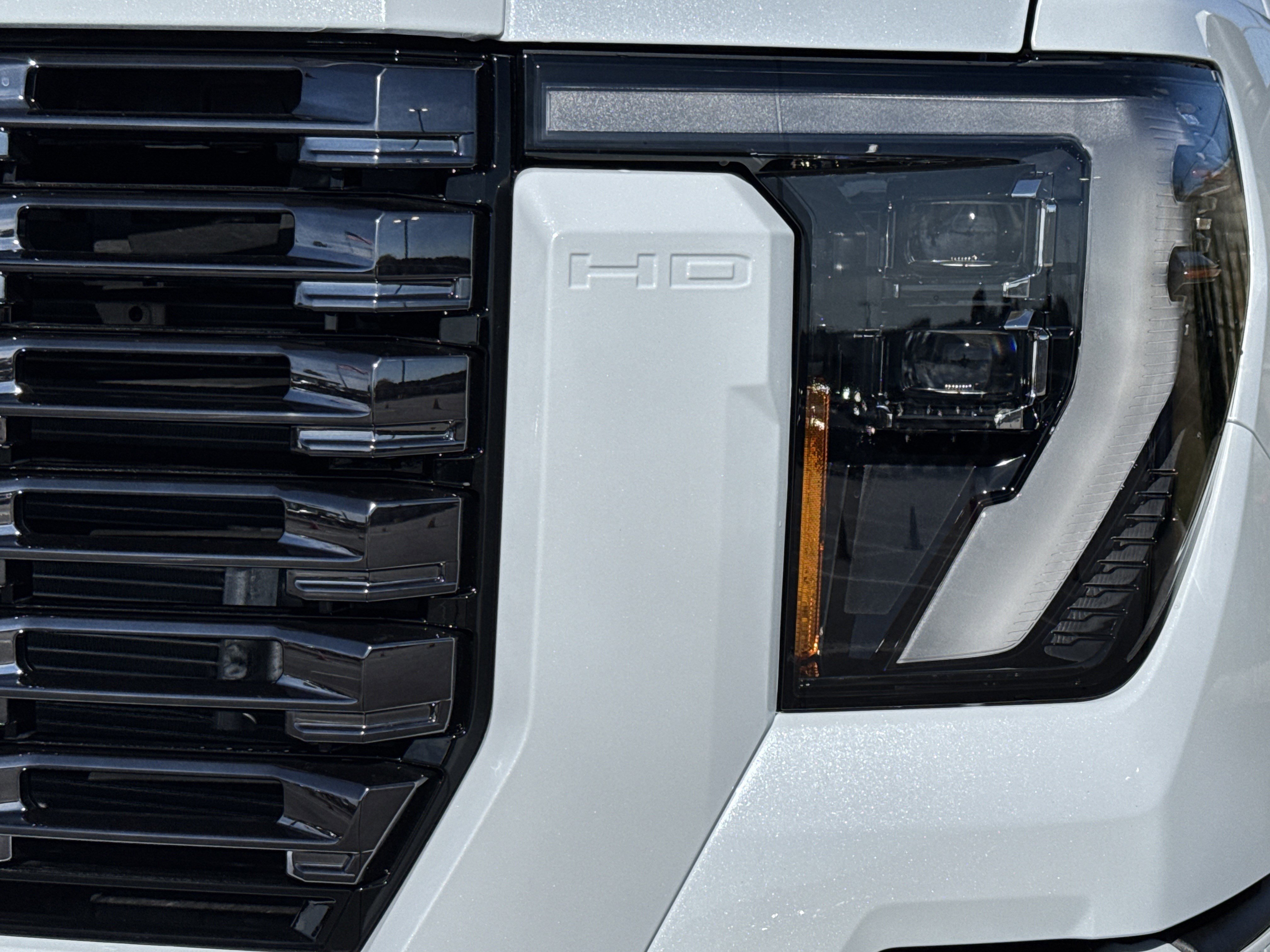 New 2026 GMC Sierra 2500 Denali Ultimate image 6