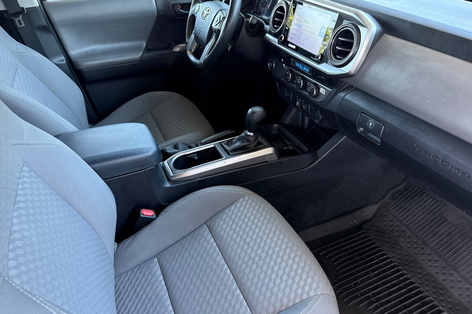Used 2023 Toyota Tacoma SR5 RWD image 22