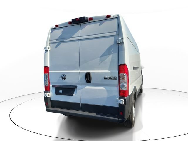 Used 2024 RAM ProMaster 2500 w/ Convenience Group FWD video 2