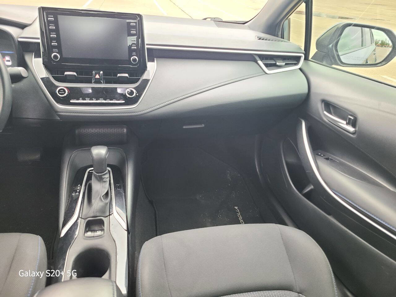 Used 2020 Toyota Corolla SE FWD image 22