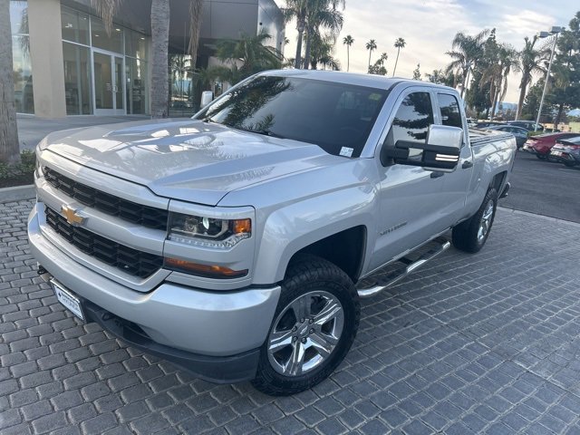 Used 2019 Chevrolet Silverado 1500 Custom image 2